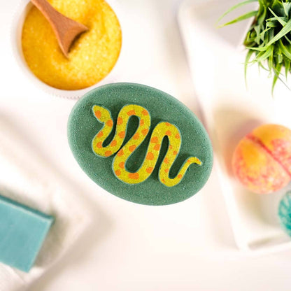 Reptile Bath Bomb with Toy