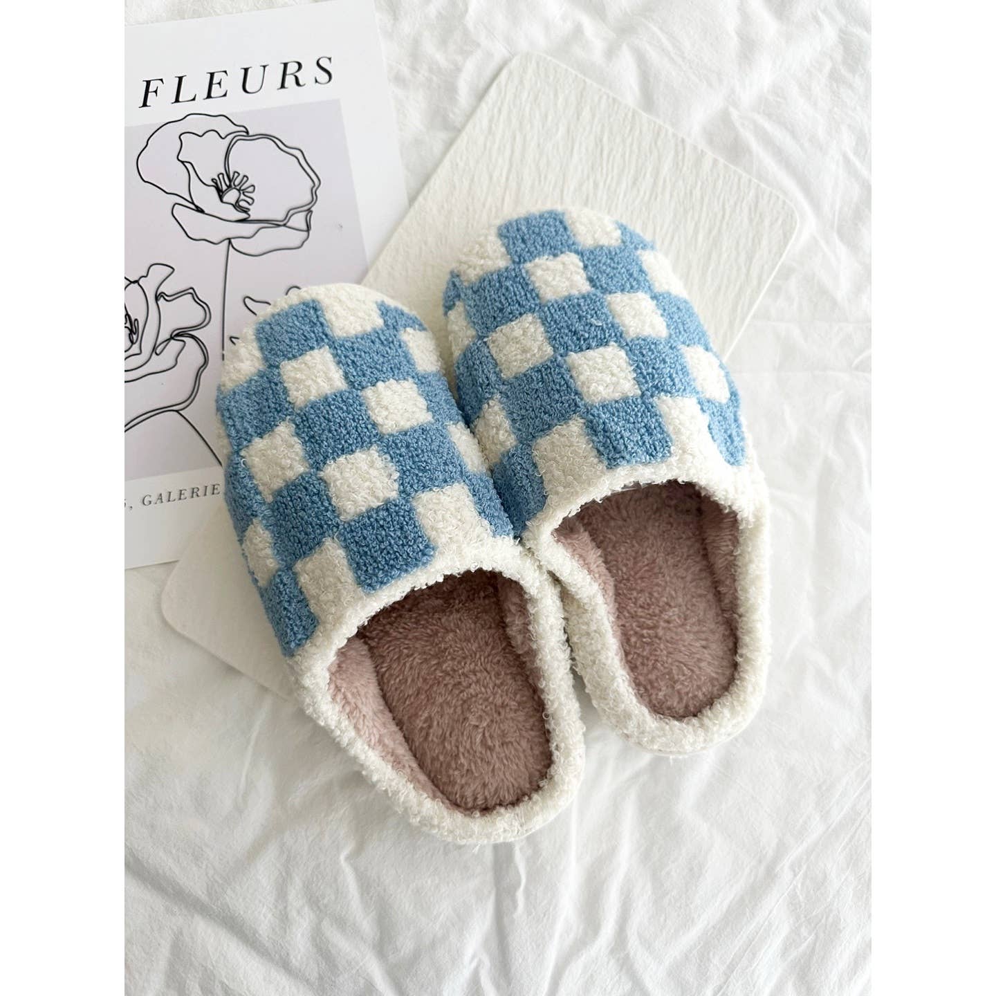 Women's Checkered Pattern Cozy Slippers