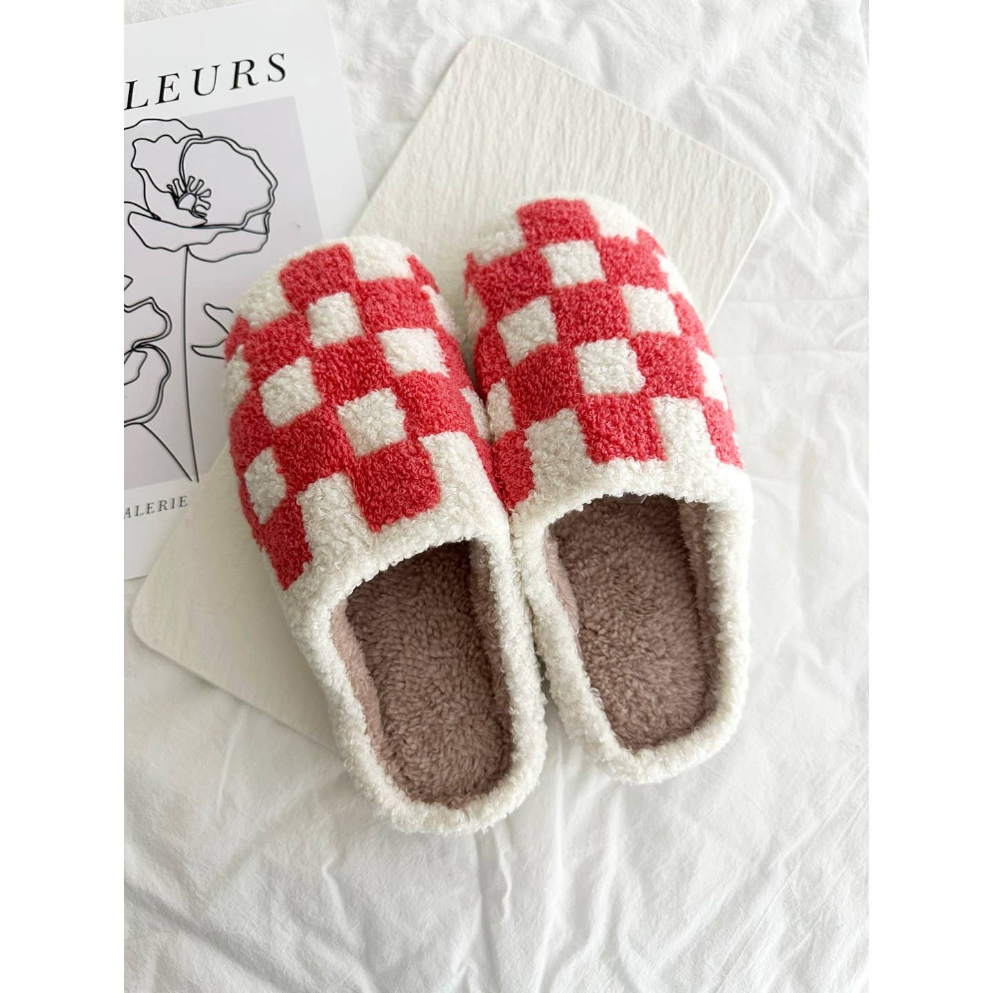 Women's Checkered Pattern Cozy Slippers